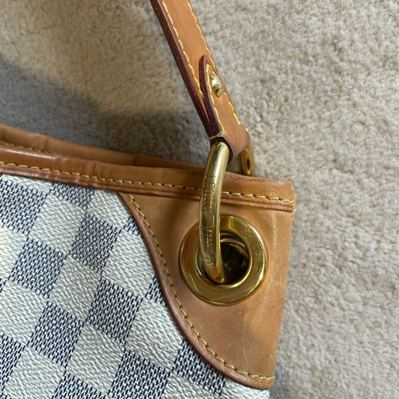 Louis Vuitton
Galliera Handbag Damier PM - Picture 4 of 5